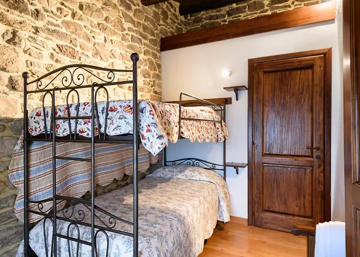 Borgo Dei Corsi - Charming In Tuscany With Airconditioning * Ortignano Raggiolo